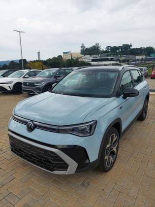 VOLKSWAGEN TAOS 1.4 250 TSI TOTAL FLEX HIGHLINE AUTOMÁTICO